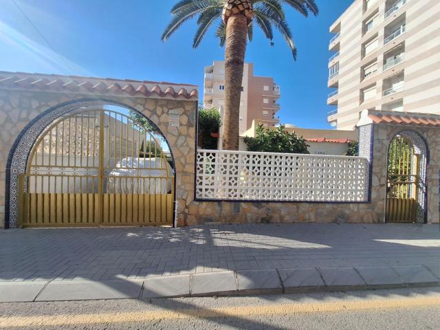 Chalet en Nueva Torrevieja photo 0
