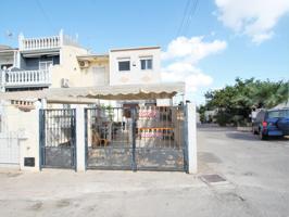 DUPLEX EN ESQUINA EN TORRETA photo 0