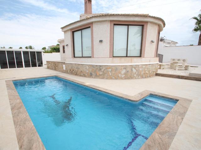 CHALET SEMI-INDEPENDIENTE EN SAN LUIS photo 0