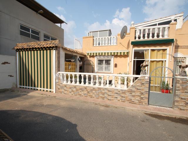 BUNGALOW ESQUINA EN PARAJE NATURAL photo 0