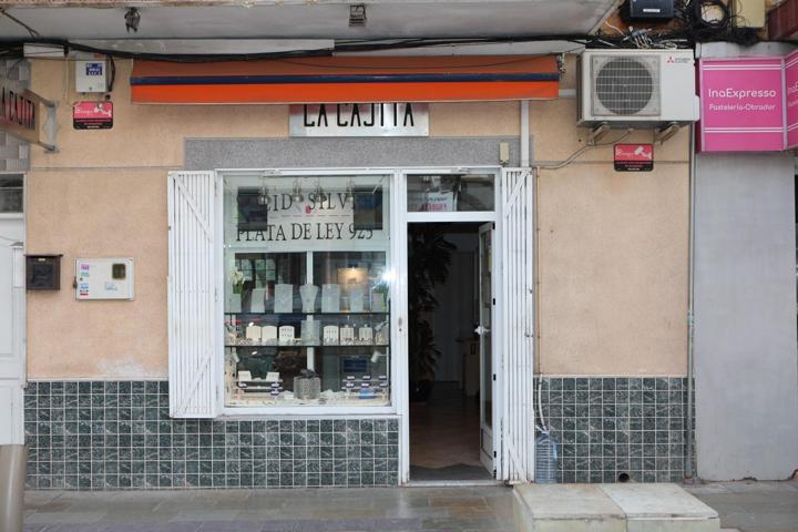 TRASPASO LOCAL CENTRO TORREVIEJA photo 0