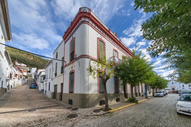 Casa Señorial en venta en Galaroza, Sierra de Huelva. Ideal Inversores. photo 0