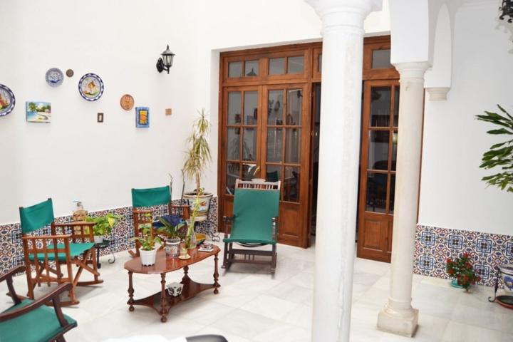 Unifamiliar En venta en Arenal - Museo, Sevilla photo 0