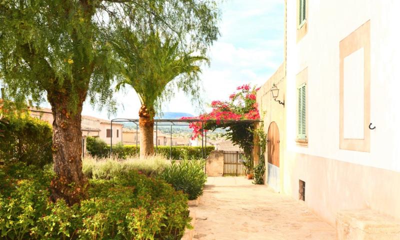 PRECIOSA CASA DE PUEBLO EN EL CENTRO DE MALLORCA photo 0