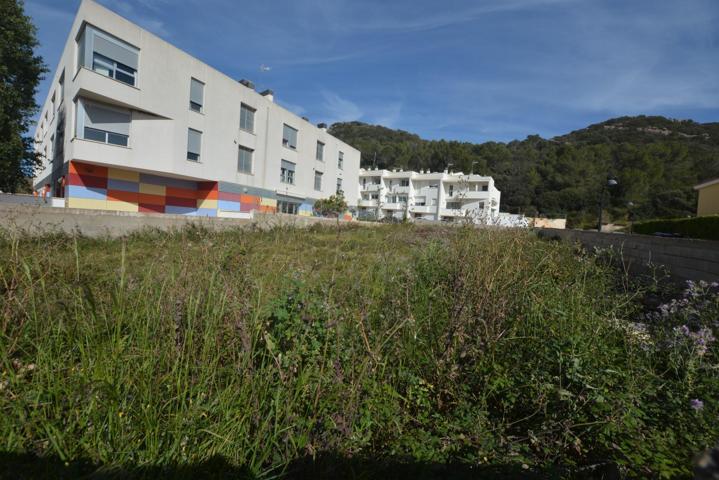 SOLAR CÉNTRICO EN FERRERIES photo 0