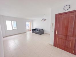 Se vende segundo piso en Palma de Mallorca zona Cas Capiscol photo 0