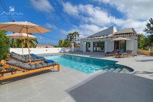 Casa En venta en Cap Martí - Pinomar, Jávea-xàbia photo 0
