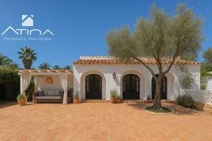 Casa En venta en Partida Comunes-Adsubia, Jávea-xàbia photo 0
