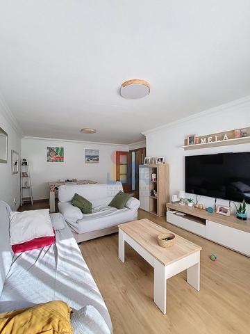 Piso En venta en Silla photo 0