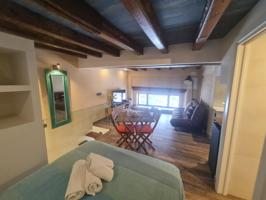 Apartamento turístico en funcionamiento con opción de cambio a vivienda – Reformado y con licencia photo 0