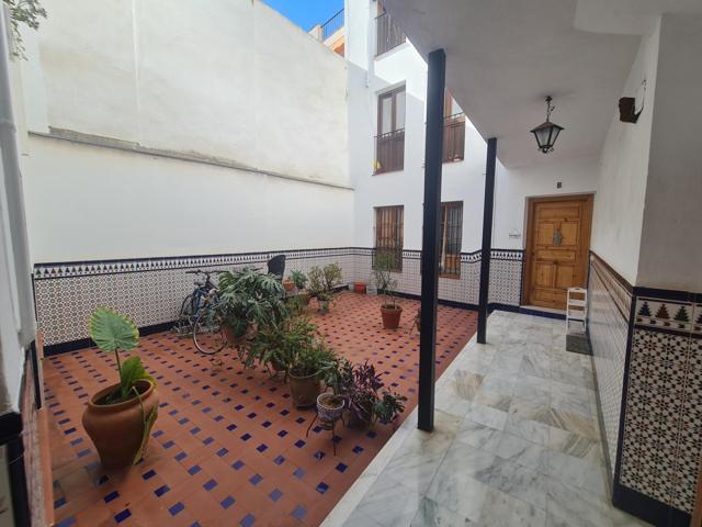 Piso con encanto en la zona Alameda–Feria photo 0