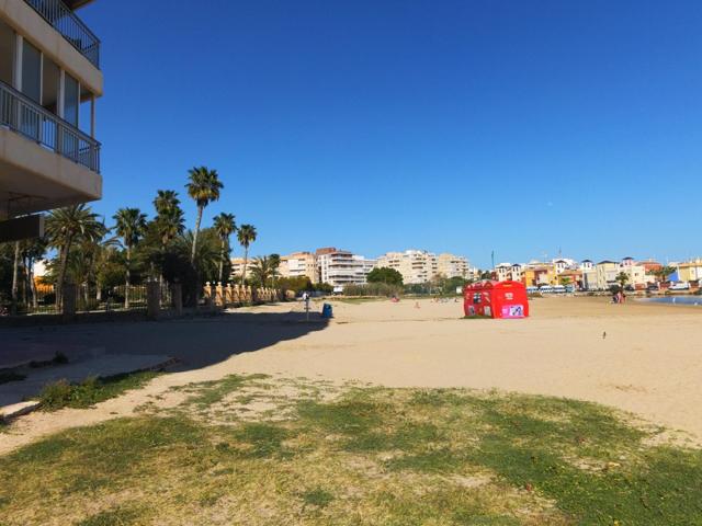 Apartamento en Primera Línea de Playa en Torrevieja photo 0
