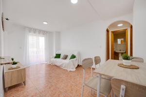 APARTAMENTO DE 2 DORMITORIOS A 200M DE LA PLAYA DEL CURA EN TORREVIEJA photo 0