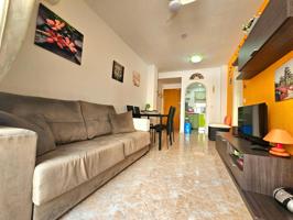 Apartamento de 1 dormitorios con vistas a la piscina photo 0