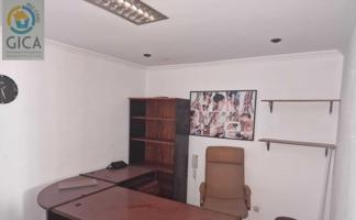 Oficina céntrica en venta y alquiler photo 0