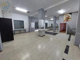 AMPLIO LOCAL COMERCIAL EN EL CORAZON DE LAS COLINAS photo 0