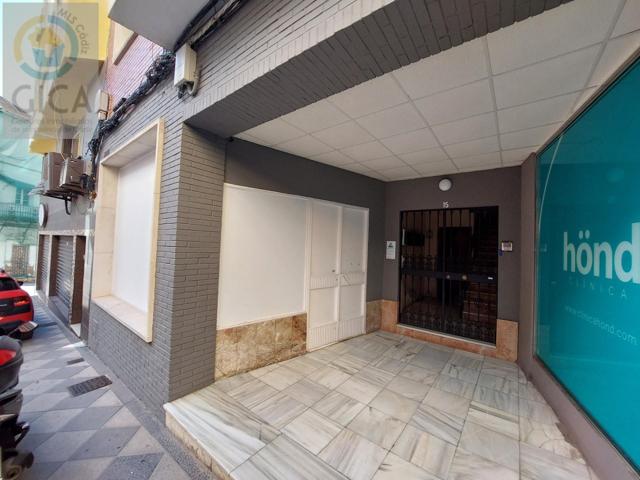 Fantástico local en pleno centro de Algeciras photo 0