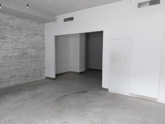 Local en alquiler 800€+IVA photo 0