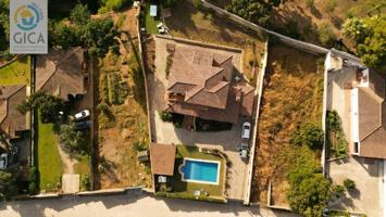 Chalet con terreno en las Herrizas photo 0