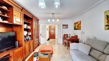 Fantástico piso de 4 dormitorios en Algeciras photo 0