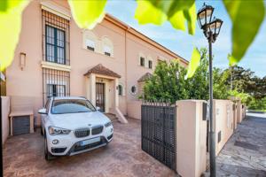 Exclusiva vivienda adosada en Algeciras con vistas a la bahía photo 0
