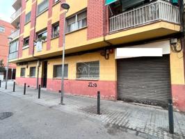 Local En venta en Mare De Deu Del Carme, 157, Playa, Sant Adrià De Besòs photo 0