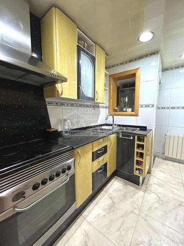 Piso En venta en Casc Antic, Sant Adrià De Besòs photo 0