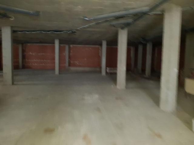 SE VENDE LOCAL EN BRUTO photo 0
