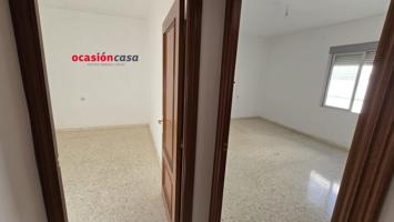 SE VENDE PISO EN EL CENTRO DE POZOBLANCO photo 0