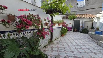SE VENDE CASA CÉNTRICA EN POZOBLANCO photo 0