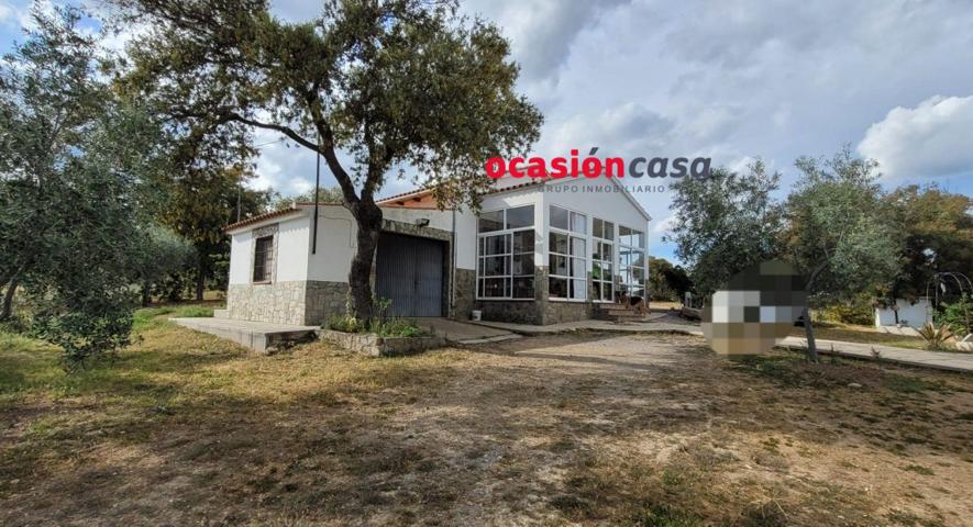 CHALET EN VENTA CON TERRENO photo 0