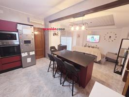 SE VENDE PISO JUNTO AL COLEGIO MANUEL CANO DAMIAN photo 0