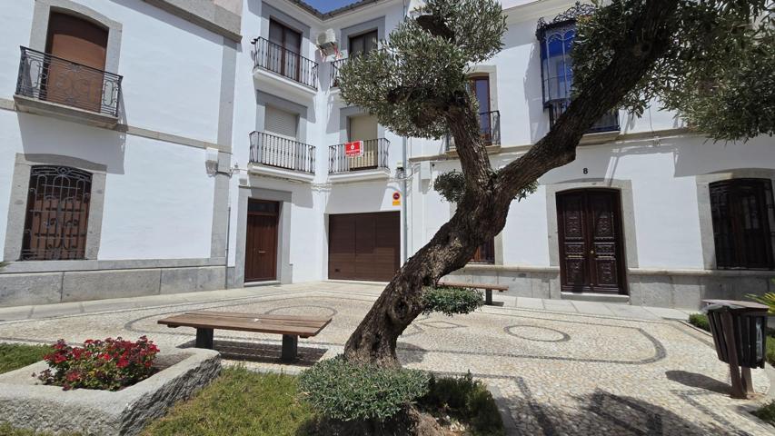 PISO EN EL CENTRO DE POZOBLANCO photo 0