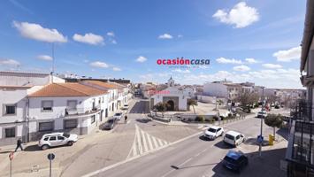 SE VENDE PISO CON COCHERA photo 0