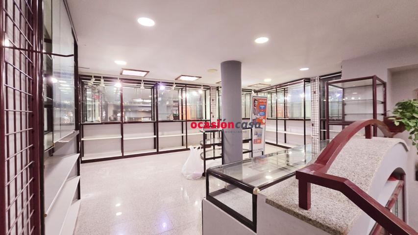 LOCAL COMERCIAL EN VENTA Y ALQUILER photo 0