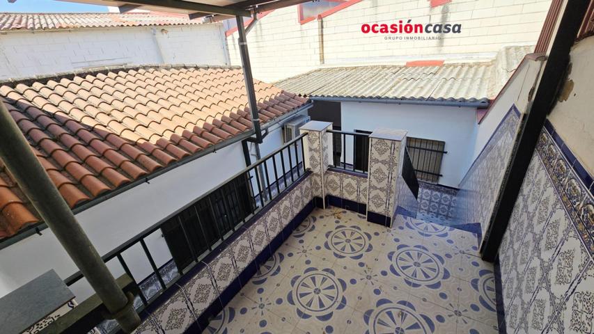 CASA DE DOS PLANTAS EN VENTA photo 0