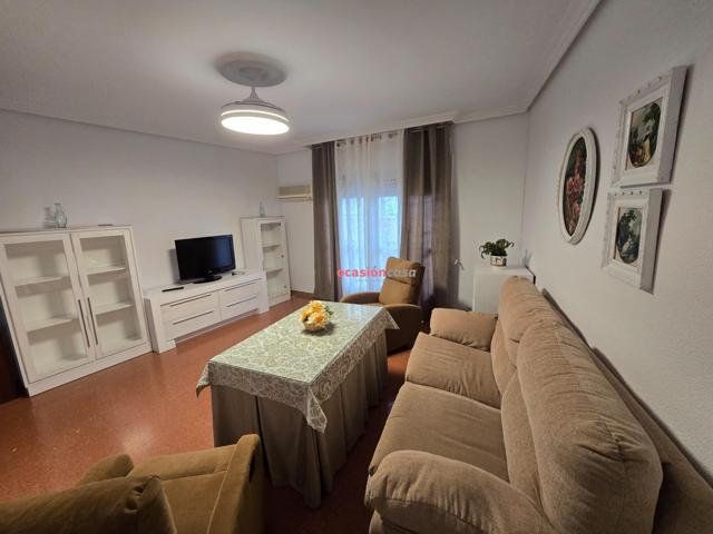 SE ALQUILA PISO EN EL CENTRO DE POZOBLANCO photo 0