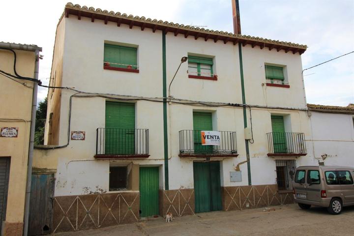 Unifamiliar Pareada En venta en Calle Huesca, 31, Grañén photo 0