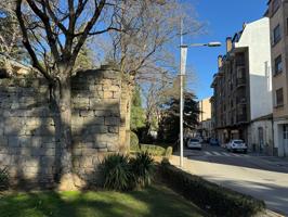 Casa En venta en Avenida De Oroel, 38, Casco Urbano, Jaca photo 0