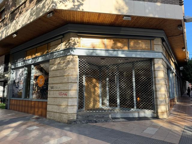 Casa En venta en Calle Correos, 10, Casco Urbano, Jaca photo 0