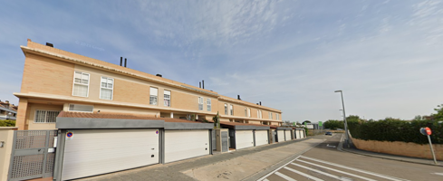 Unifamiliar Pareada En venta en Santa Fe, Cuarte De Huerva photo 0