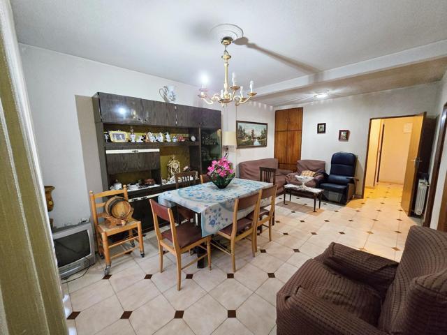 Piso En venta en Santos, Leganés photo 0