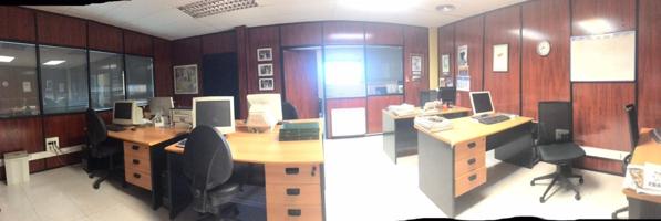Local comercial ideal para cualquier tipo de oficinas o coworking photo 0