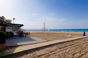 Solar en zona les marines a 50 metros de la playa photo 0
