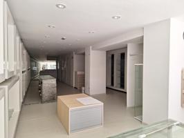 ¡Increíble oportunidad de inversión en el corazón de Denia! photo 0
