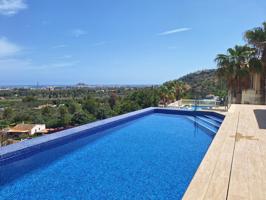 Impresionante villa situada en la codiciada zona de Marquesa VI photo 0