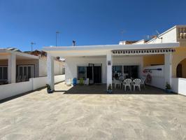 Chalet en primera línea de playa en Miramar photo 0