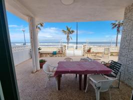 Exclusivo chalet en primera línea de playa en Miramar photo 0