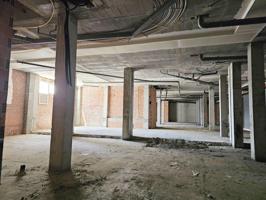 Local comercial en alquiler en casco urbano de 720 m² photo 0