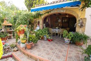 Exclusivo chalet con gran parcela en zona Las marinas - Els poblets photo 0